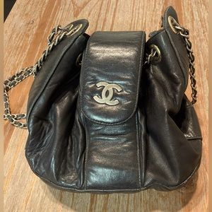 Authentic Vintage Chanel lamb skin leather bucket bag